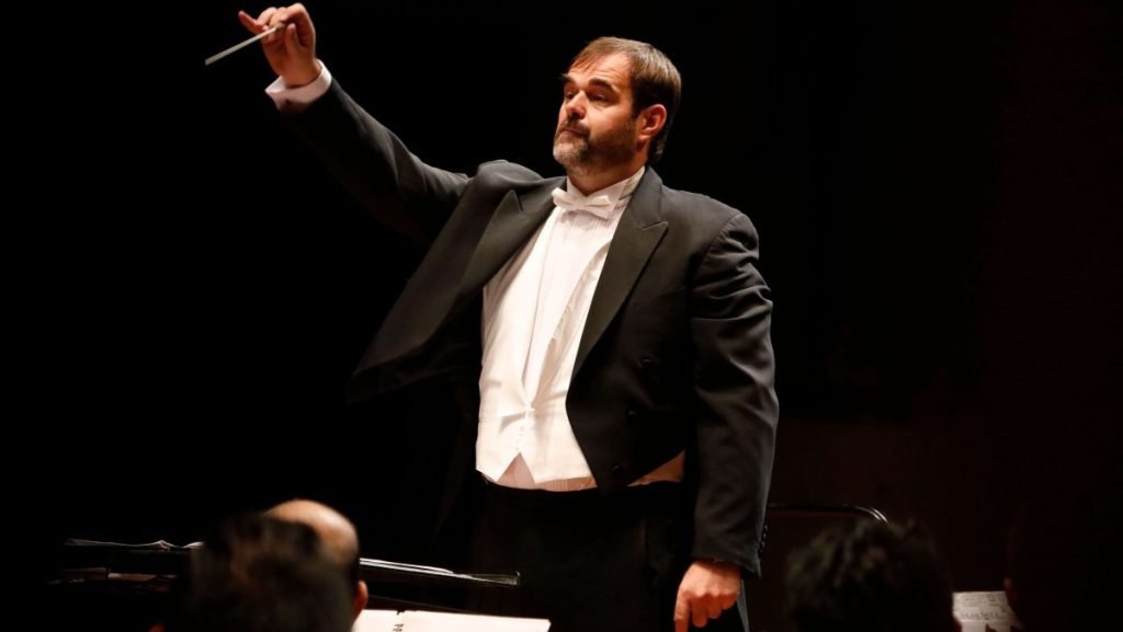 L’Orchestra sinfonica siciliana omaggia la musica francese con due concerti orchestra e1737975728217